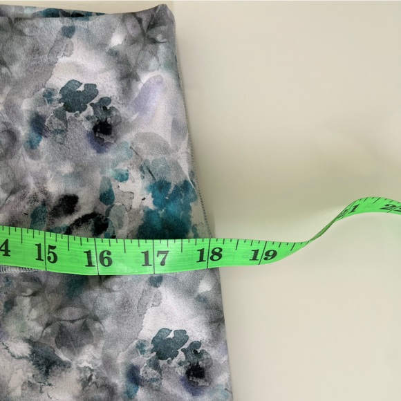 NEW / Lululemon Align Pant 28" - Picture 6 of 7